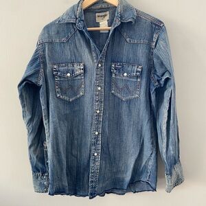 Wrangler Distressed Denim Button Down (flaw)